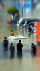 দুবাইতে বন্যার ভয়াবহ পরিস্থিতি, আল্লাহ আমাদের সবাইকে মাফ করুক...