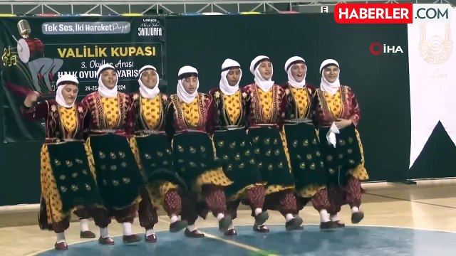 Şanlıurfa'da Halk Oyunları Yarışması Renkli Görüntülere Sahne Oldu