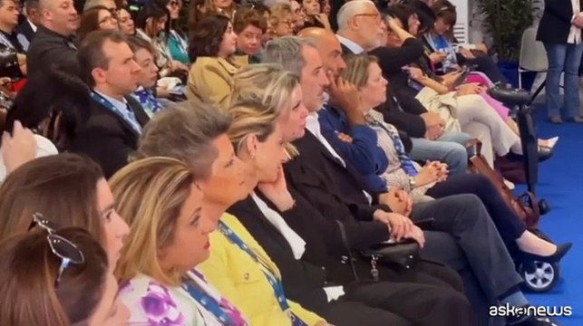 Dibattito su violenza donne con Gerini: Arianna Meloni in prima fila