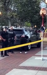 Gazze eylemcisi öğrencinin ters kelepçeli namazı