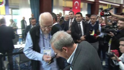 Fenerbahçe Başkanı Ali Koç oyunu kullandı