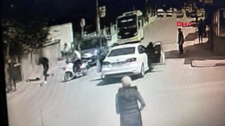 Hafif ticari aracın çocuğa çarptığı kaza, kamerada