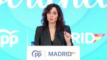 Ayuso pide a Sánchez «menos manifestaciones y más explicaciones»: «Solo le queda elegir por qué puerta largarse»