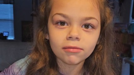 'I need to throw up!' - Picky eater's mood turns sour after trying grape