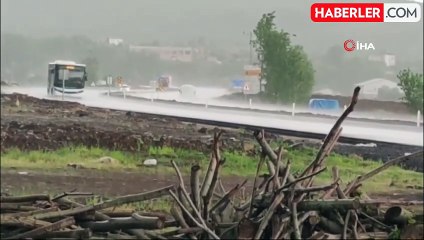 Bingöl'de sağanak yağış etkili oldu
