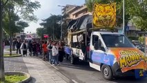Il corteo della Wish Parade a Firenze: il video del rave itinerante per le vie della città