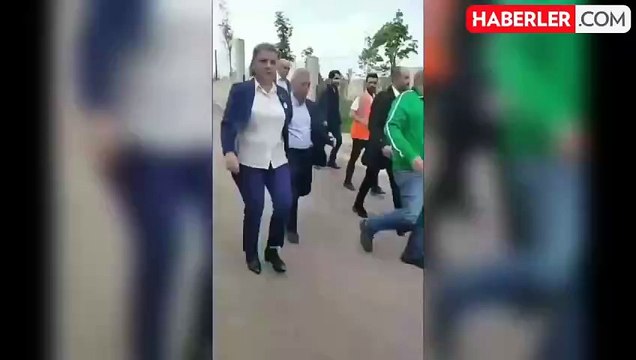 Kendisini yerlere atıp yuvarlanan AK Partili meclis üyesi İbrahim Efe, partisinden ve görevinden istifa etti