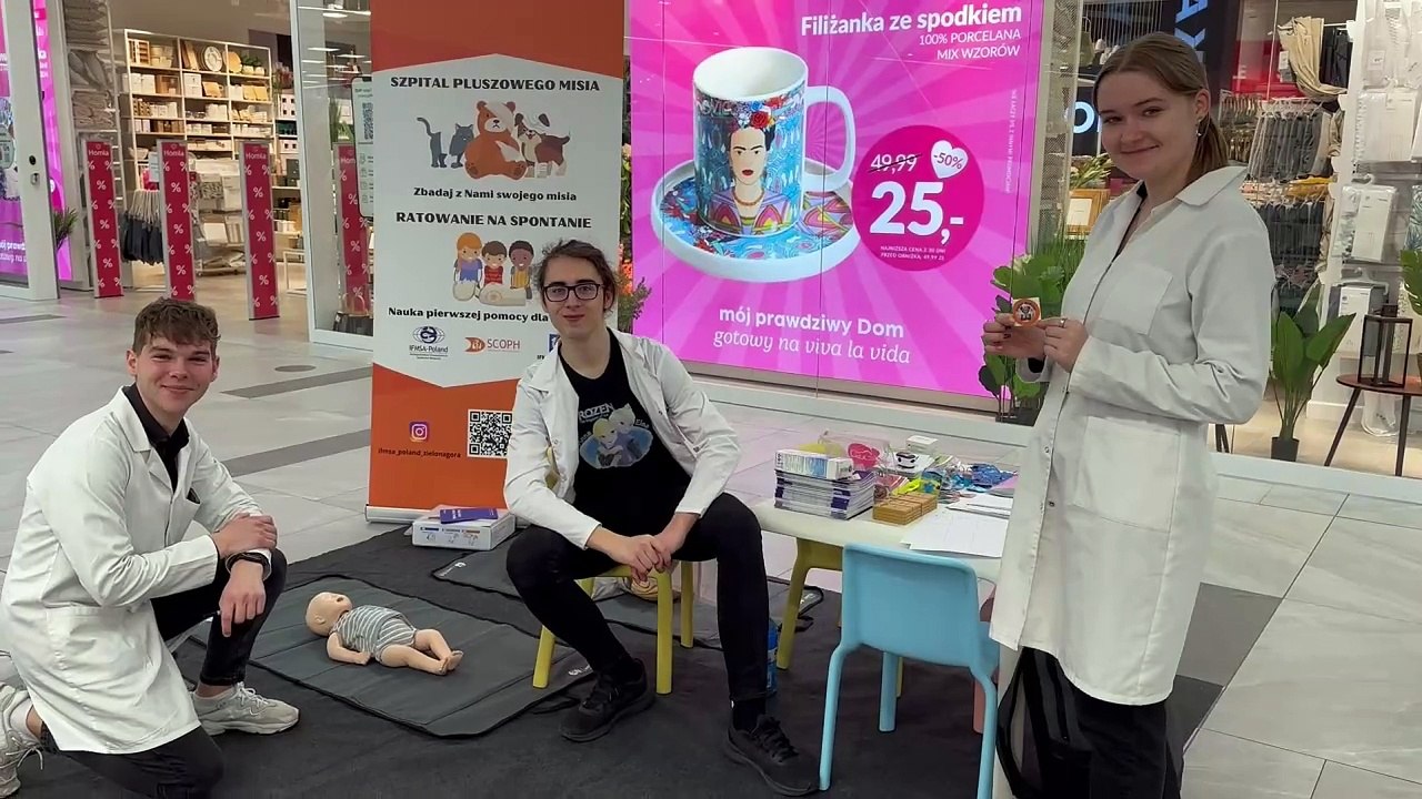 Gazeta Lubuska. Zielona Góra. Akcja studentów medycyny UZ "Zdrowie pod Kontrolą"