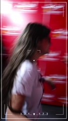 مفاجأة جوزيف عطية لمعجبة له في عيد ميلادها (فيديو)