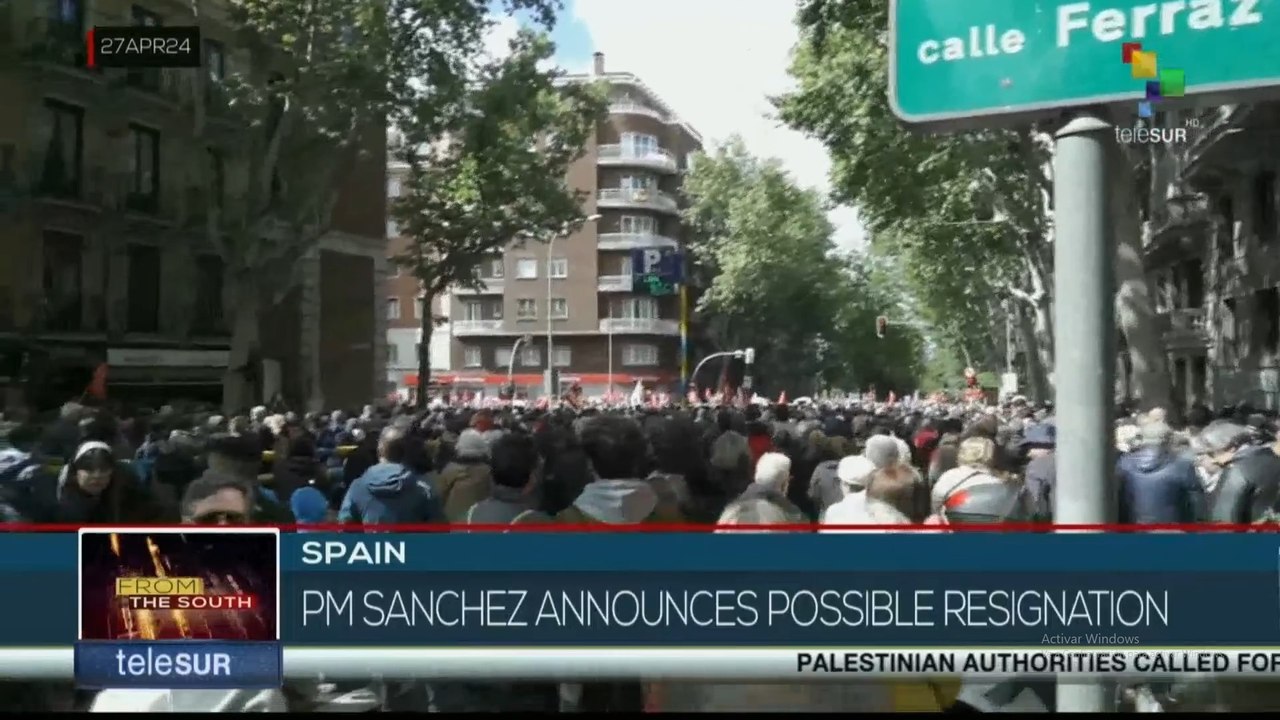 FTS 16:30 27-04: Spanish Socialists demonstrate in support of Pedro Sanchez