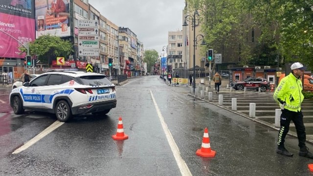 İstanbul'da bazı yollar trafiğe kapatıldı