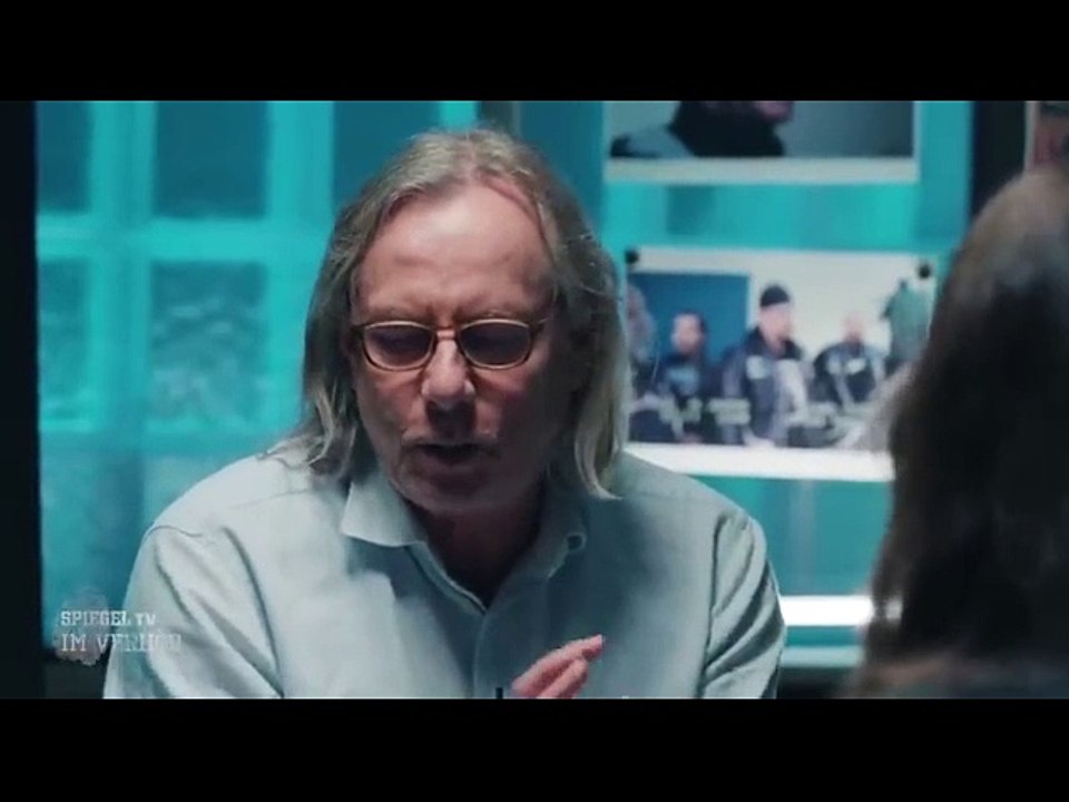 Im Verhör-Hocko, Russen-Michi und die  alte Oma