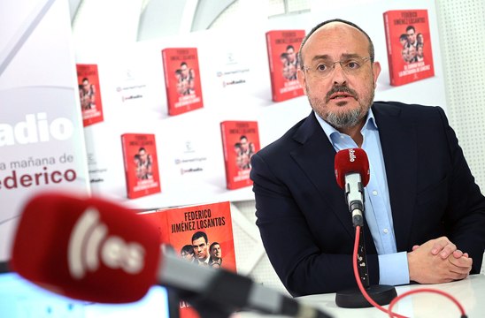 Alejandro Fernández: El PSC asume al completo la agenda separatista, votar a Illa es votar independentismo