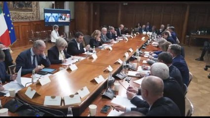 Скачать видео: Lavoro, a Palazzo Chigi l'incontro governo-sindacati