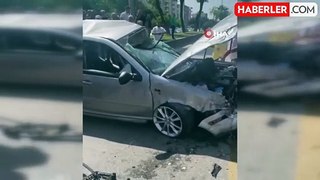 Efeler'de iki otomobil çarpıştı: 3 yaralı