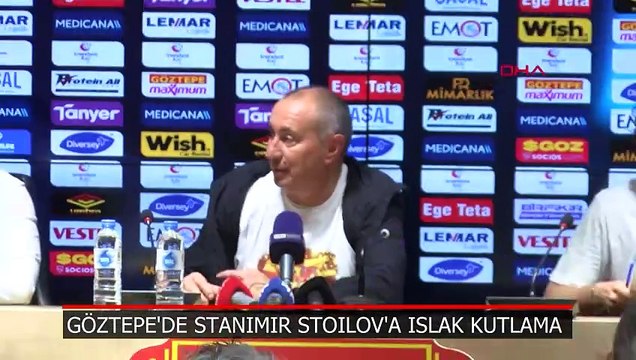 Göztepeli futbolculardan basın toplantısına sulu baskın!