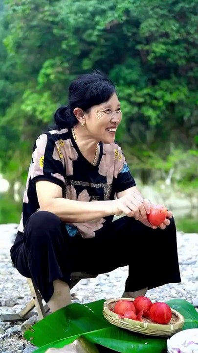 Mira lo Que Comen #6 2024