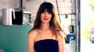 You're Hot Clip from The Idea of You with Anne Hathaway