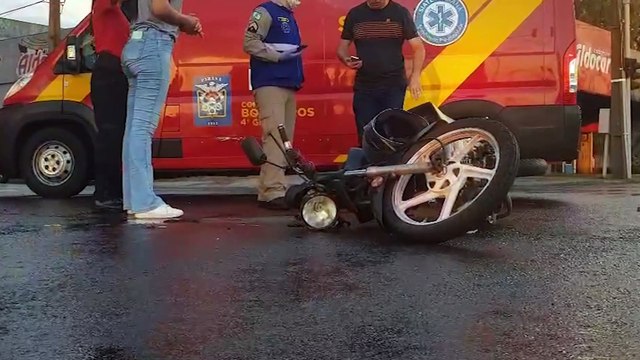 Mais um acidente é registrado na Avenida Rocha Pombo; Homem fica ferido