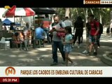 Familias disfrutan de los espacios de recreación y esparcimiento del Parque Los Caobos