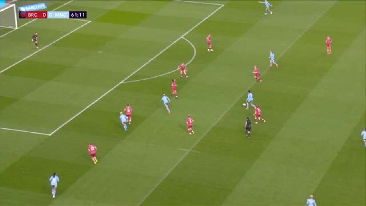 Easy win moves Manchester City closer to WSL title