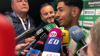 Ayoze Pérez habló sobre el empate entre Betis y Seviloa en El Gran Derbi