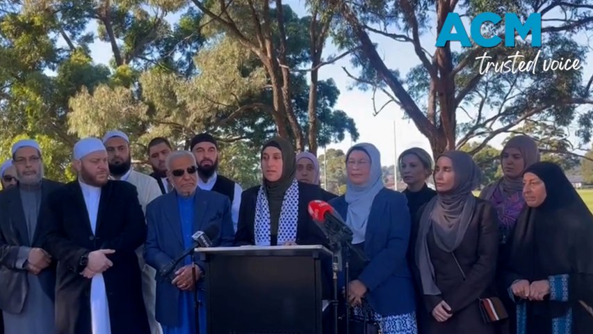 Muslim groups have slammed the disparity in police handling of the Bondi Junction stabbing attack and the stabbing of a bishop at a Sydney church. Video via AAP.
