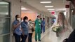 Novia celebra su boda en un hospital para que su padre enfermo estuviera presente 