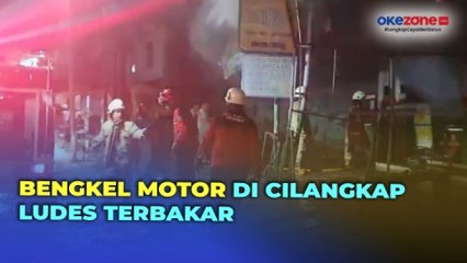 Detik-Detik Bengkel Motor di Kawasan Cilangkap Ludes Terbakar