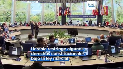 Ucrania suspende parcialmente artículos de la Constitución en virtud de la ley marcial