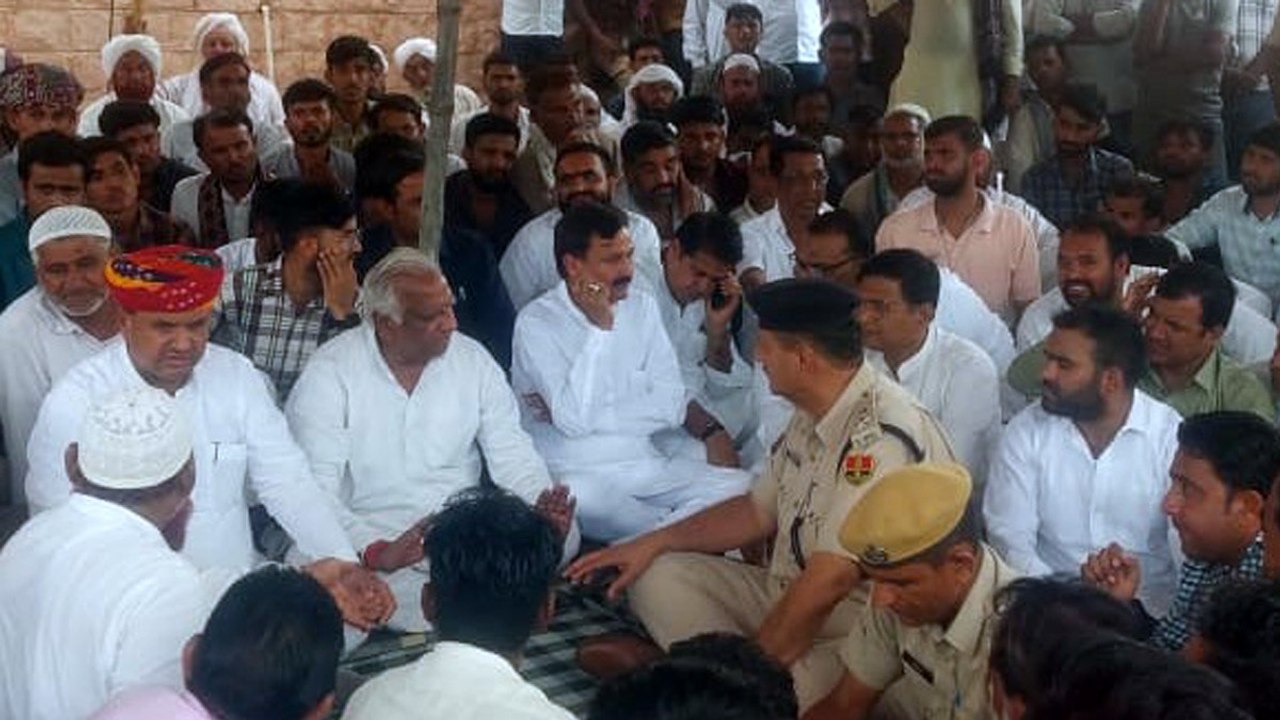Rajasthan News: कांग्रेसी नेता का धमकी भरा वीडियो हो रहा है वायरल, किसको दी खुली चेतावनी, यहां देखें