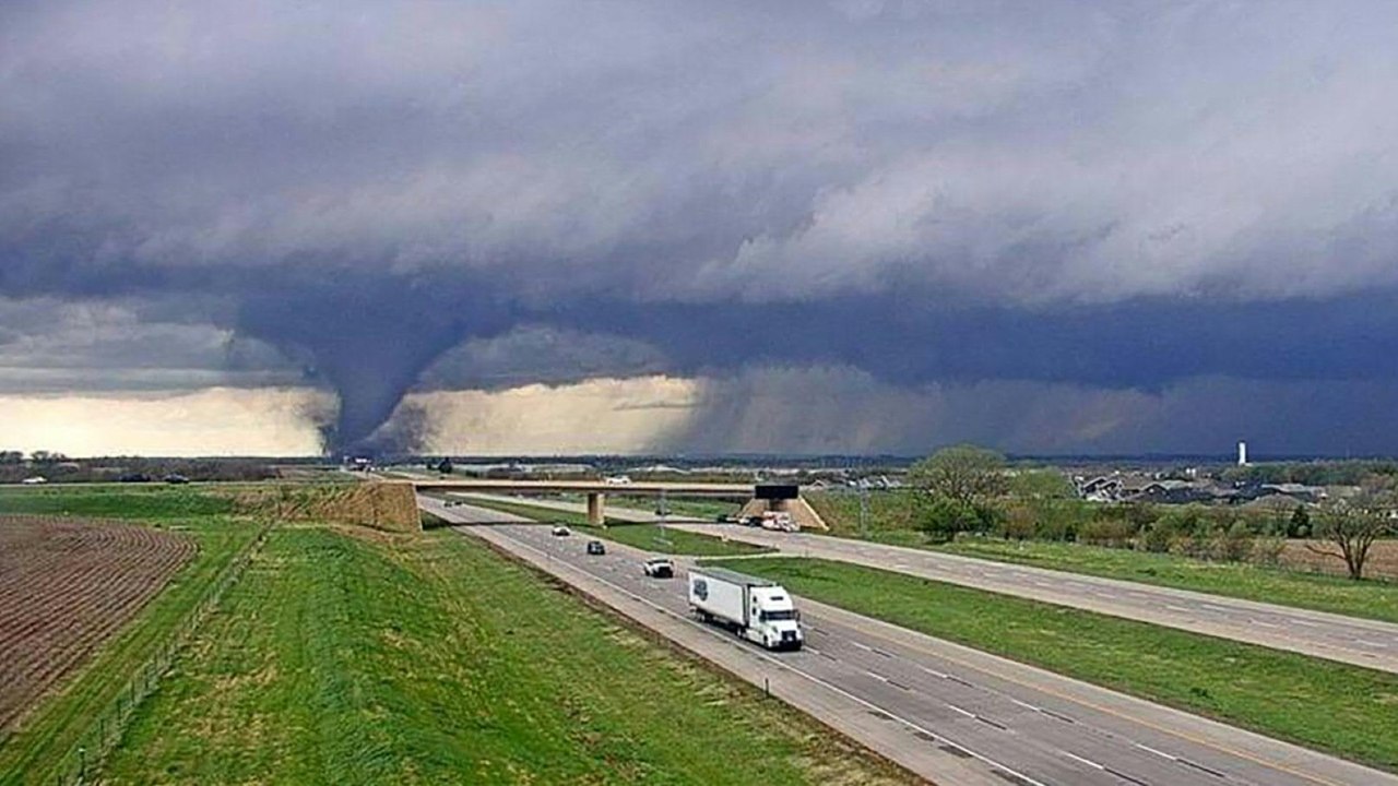 Mehrere Tote bei Durchzug von Tornados im Zentrum der USA