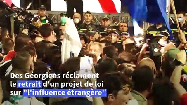 Géorgie: des milliers d'opposants pro-européens manifestent à Tbilissi