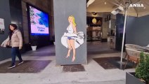 A Milano murales di Giorgia Meloni come Marilyn
