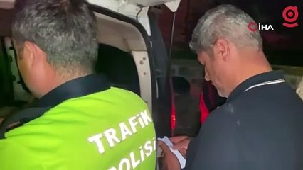 Alkollü araç kullanırken kaza yaptı, gülerek hastaneye gitti