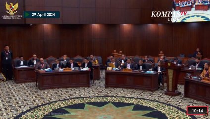 Ingatkan Ketua KPU Hasyim Asy'ari, Hakim Suhartoyo: Buru-Buru Menilai, Menyalahkan MK Lagi