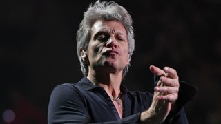 Jon Bon Jovi leaned on Shania Twain after undergoing vocal cord surgery