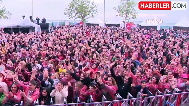 İstanbul'da sandık görevlileri için sertifika töreni düzenlendi