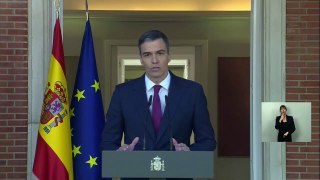 Pedro Sánchez decide seguir al frente del Gobierno español “con más fuerza si cabe”