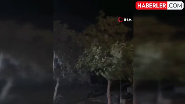 Gaziantep'te rüzgarın etkisiyle bir evin çatısı uçtu