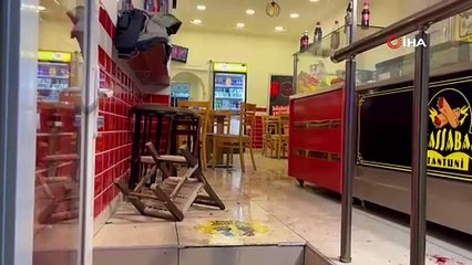 Hesap yüzünden sandalyeler havada uçtu!
