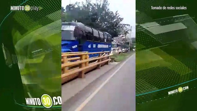 Monumental trancón hacía la vía al mar por un accidente de tránsito