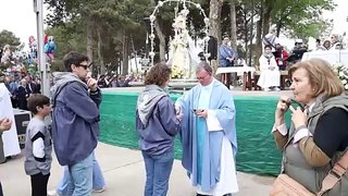 Más de 30.000 romeros impulsan a la Virgen de las Viñas hasta la Pinilla sorteando la lluvia
