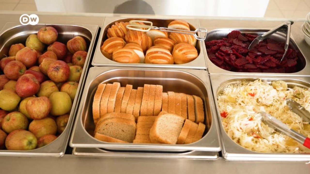 Schule in Ungarn: Mehr Essen, weniger Essensreste