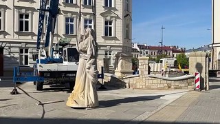 Gorlice- na placu przed katedrą stanęła figura Matki Boskiej