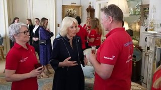 Queen congratulates Maiden Yachting crew after race win