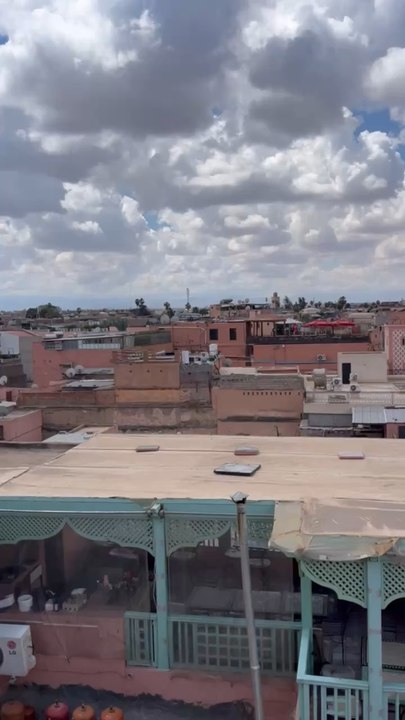 LA PLUS FOURMILLANTE place de Marrakech : Jemaa El-Fna