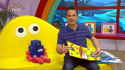 Nuzzle and Scratch Frock and Roll: Superheroes (SIGN ZONE)