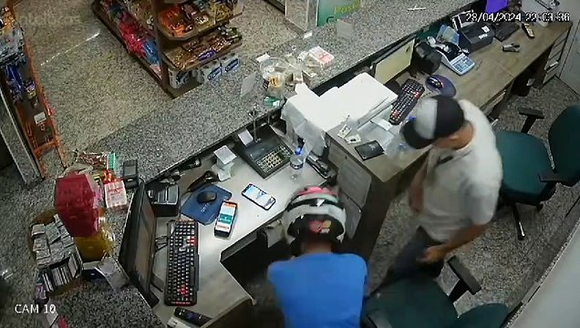 Equipes da PM e GM de Toledo efetua prisão de suspeito de roubo; Após ocorrência em farmácia e posto de combustível