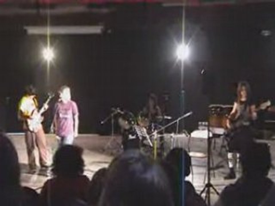 CHICKEN WINGS CONCERT